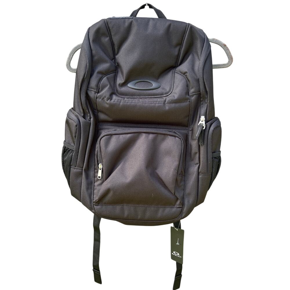 Oakley Crestible Enduro 25l Backpack, Blackout brand new travel school work